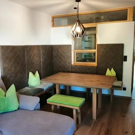 Haus Romantik Apartamento *